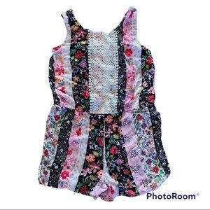 Wonder nation Floral Romper M (7-8)